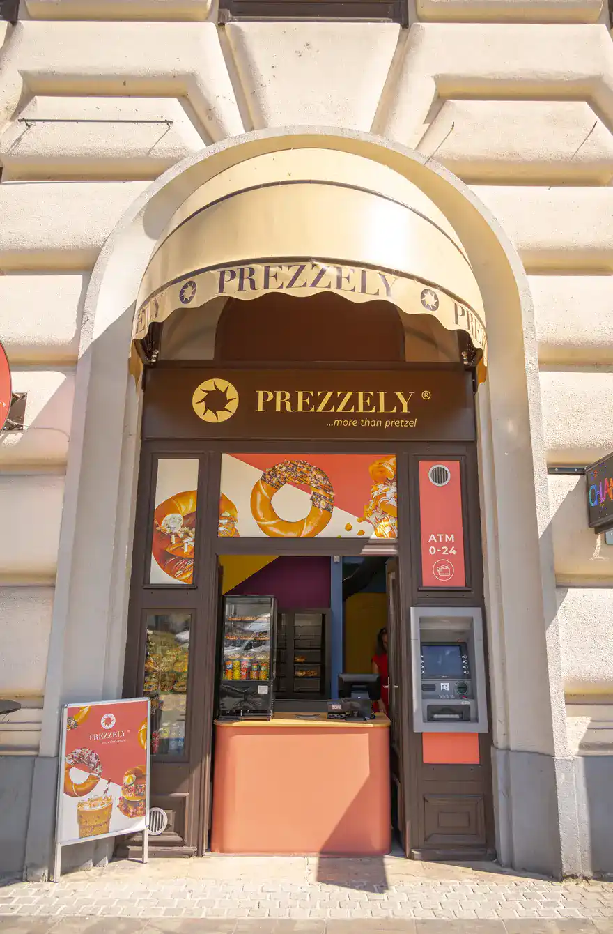 DSC_3096-ezgif.com-optiwebp Prezzely üzlet kép